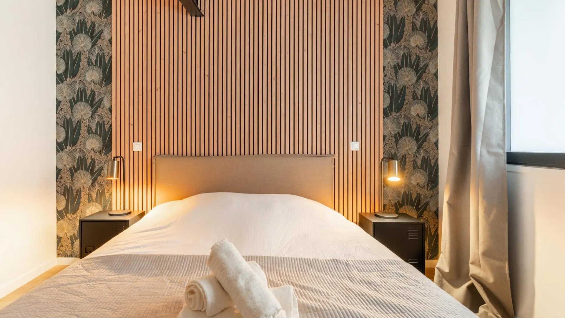 Stunning New In Paris