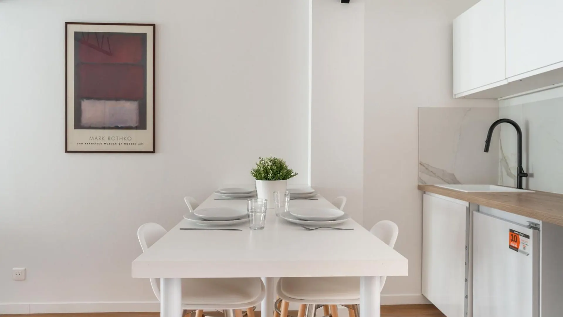 Stunning New In Apartment