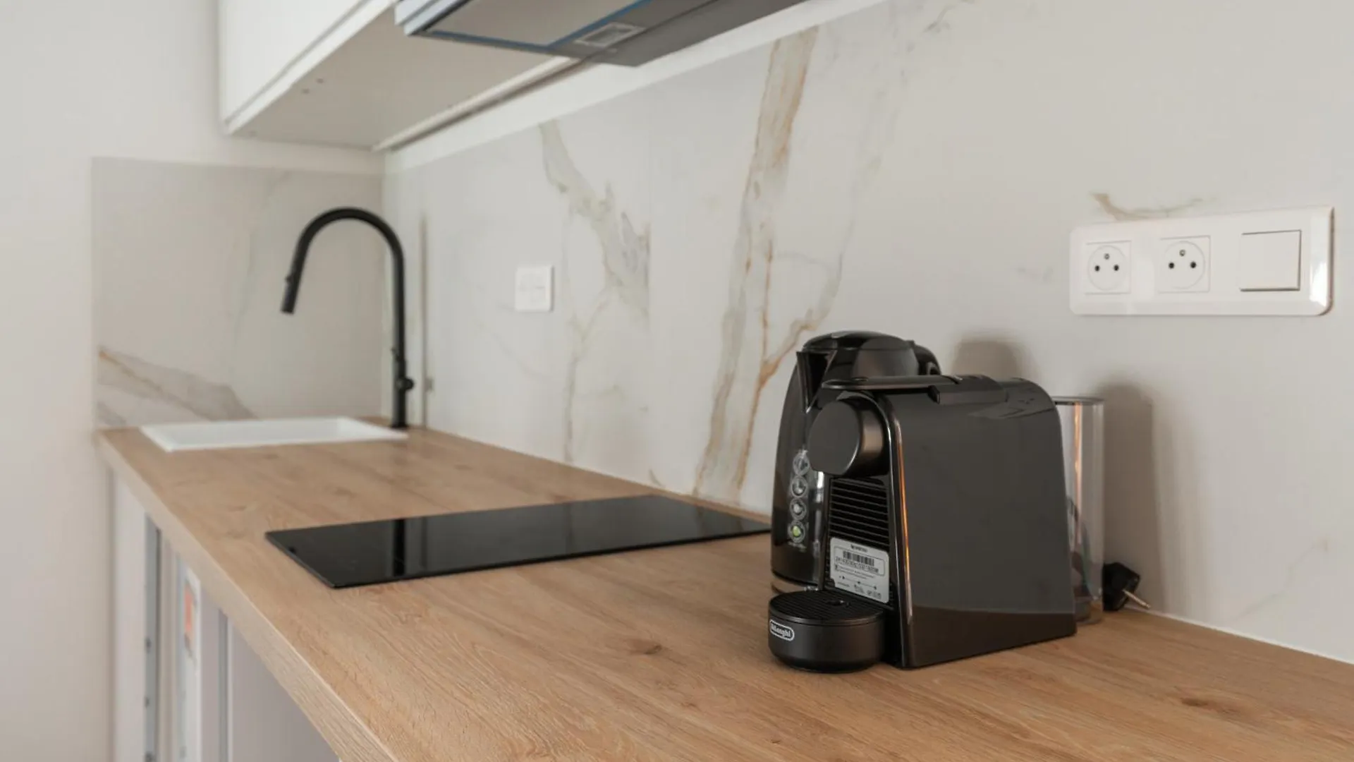 Stunning New In Apartment Paris